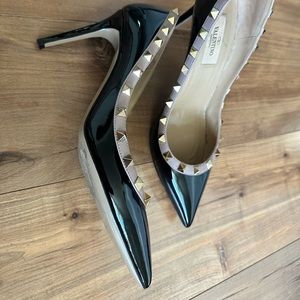Valentino rock stud pump size 38